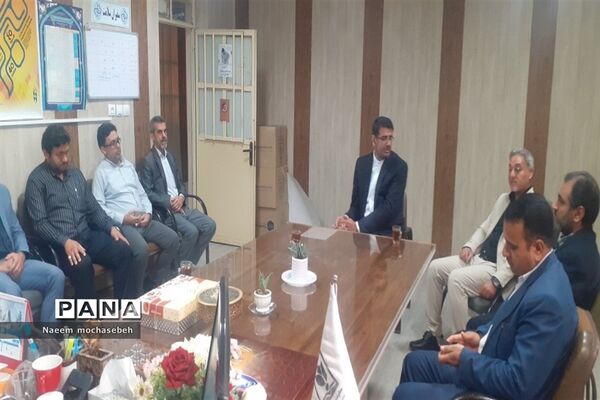 تقدیر از همکاران حوزه پرورشی در سالروز گرامیداشت روز امور تربیتی در شهرستان شادگان