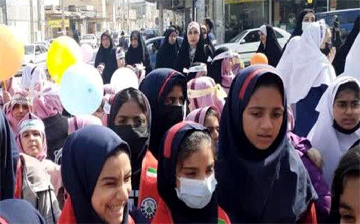 حرکت کاروان شادی دانش‌آموزی در شهرستان دیلم برگزار شد