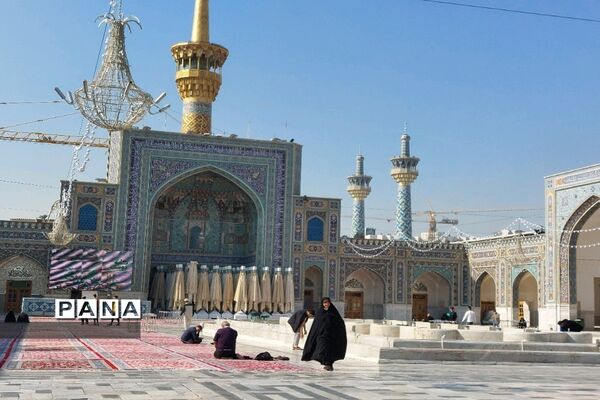 دومین روز دیدار دانش‌آموزان زیارت اولی شهر تهران با امام رضا( ع)