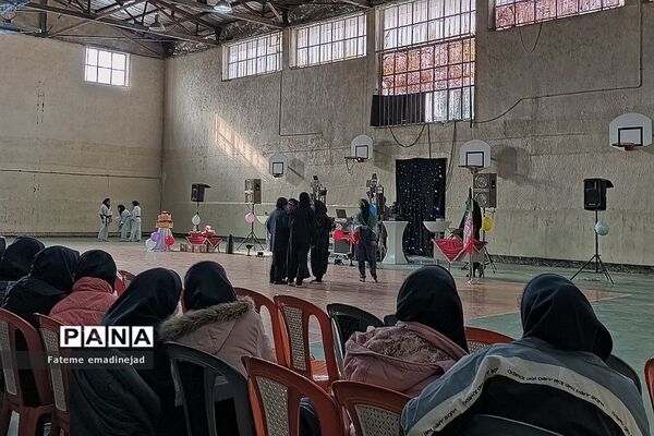 جشن بزرگ اعیاد شعبانیه در مدرسه تربیت رودهن