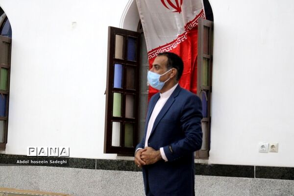قرائت زیارت عاشورا به‌مناسبت هفته تربیت اسلامی