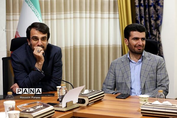 مراسم نخستین اردوی راهیان پیشرفت ویژه دانش‌آموزان عشایر کشور