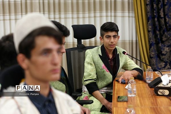 مراسم نخستین اردوی راهیان پیشرفت ویژه دانش‌آموزان عشایر کشور