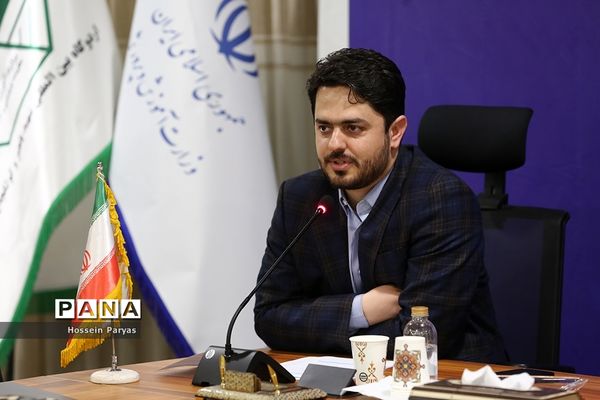 مراسم نخستین اردوی راهیان پیشرفت ویژه دانش‌آموزان عشایر کشور