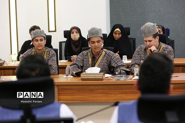 مراسم نخستین اردوی راهیان پیشرفت ویژه دانش‌آموزان عشایر کشور