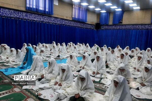 جشن تکلیف دانش‌آموزان پایه سوم ابتدایی آموزشگاه الله‌اکبر اسلامشهر