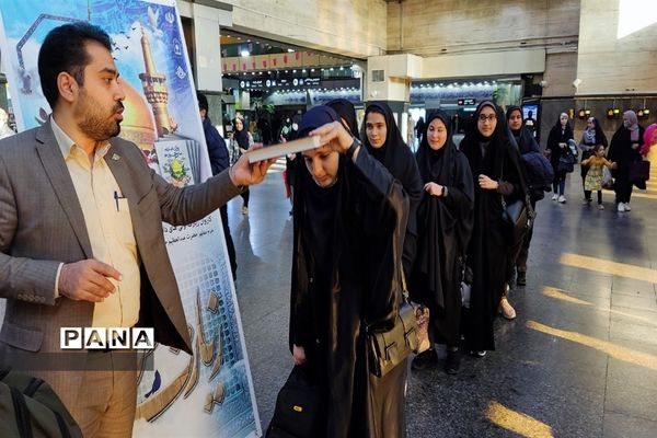 اردوی دختران زیارت اولی شهریار به مشهد مقدس به همت سازمان دانش‌آموزی شهرستان‌های استان تهران