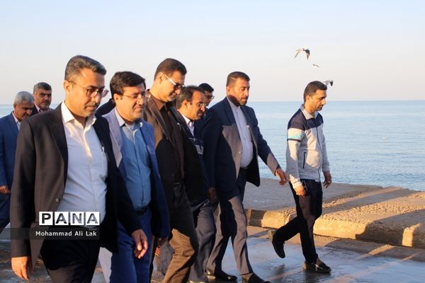 همایش پیاده‌روی کارکنان اداره‌کل آموزش و پرورش استان بوشهر