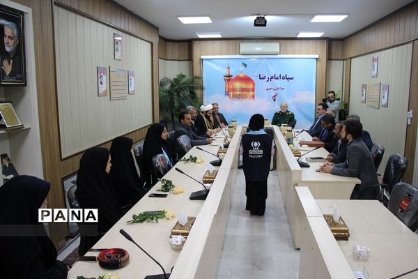 دیدار مدیرکل آموزش و پرورش خراسان رضوی با فرمانده سپاه امام رضا (ع) به مناسبت روز پاسدار
