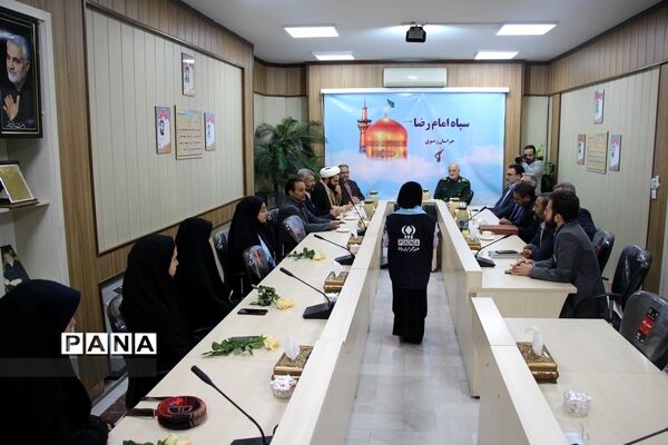 دیدار مدیرکل آموزش و پرورش خراسان رضوی با فرمانده سپاه امام رضا (ع) به مناسبت روز پاسدار