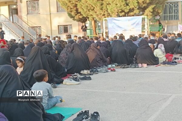 شوق حضور و خدمت به زائران پیاده امام مهربانی‌ها
