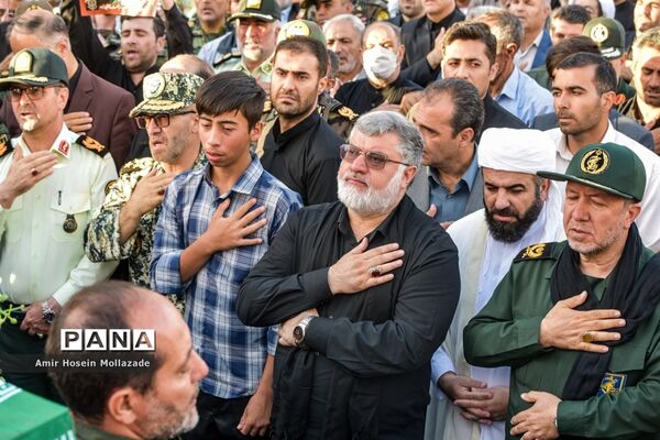 اجتماع عظیم امت رسول‌الله(ص) و آیین تشییع پیکر شهید اغتشاشات اخیر «عباس فاطمیه»