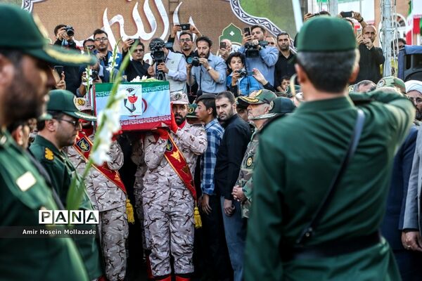 اجتماع عظیم امت رسول‌الله(ص) و آیین تشییع پیکر شهید اغتشاشات اخیر «عباس فاطمیه»