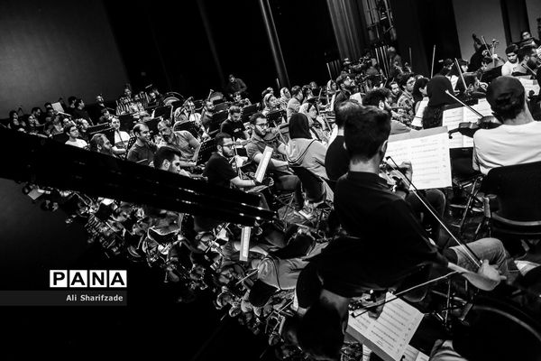 تمرین ارکستر ملی ایران