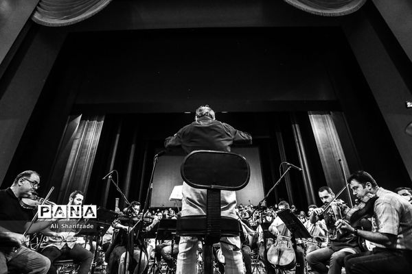 تمرین ارکستر ملی ایران