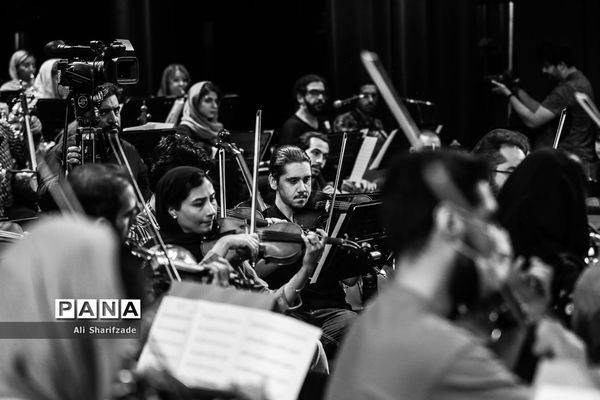 تمرین ارکستر ملی ایران