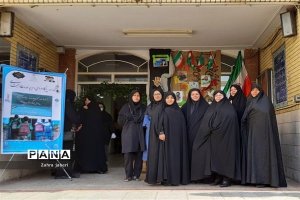 آیین بازگشایی نمادین مدارس منطقه ۱۳ تهران برای دانش‌آموزان ورودی پایه هفتم