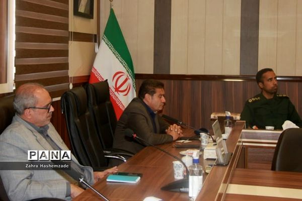 بزرگداشت هفته دفاع مقدس در آموزش و پرورش ناحیه یک شهرری