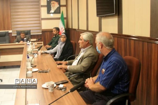 بزرگداشت هفته دفاع مقدس در آموزش و پرورش ناحیه یک شهرری