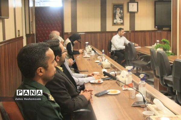 بزرگداشت هفته دفاع مقدس در آموزش و پرورش ناحیه یک شهرری