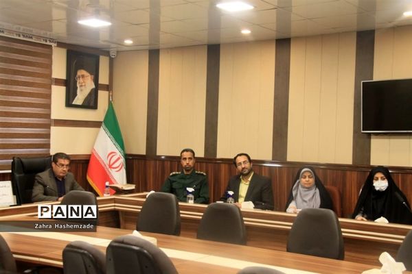 بزرگداشت هفته دفاع مقدس در آموزش و پرورش ناحیه یک شهرری