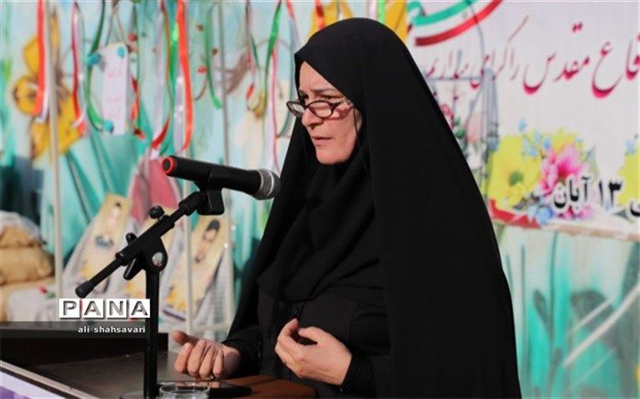 نوآموزان کرمانشاهی از امروز کلاس‌های درس خود را به صورت رسمی آغاز کردند