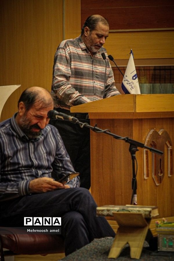 برگزاری ششمین شب شعر استانی خورشید بر نیزه