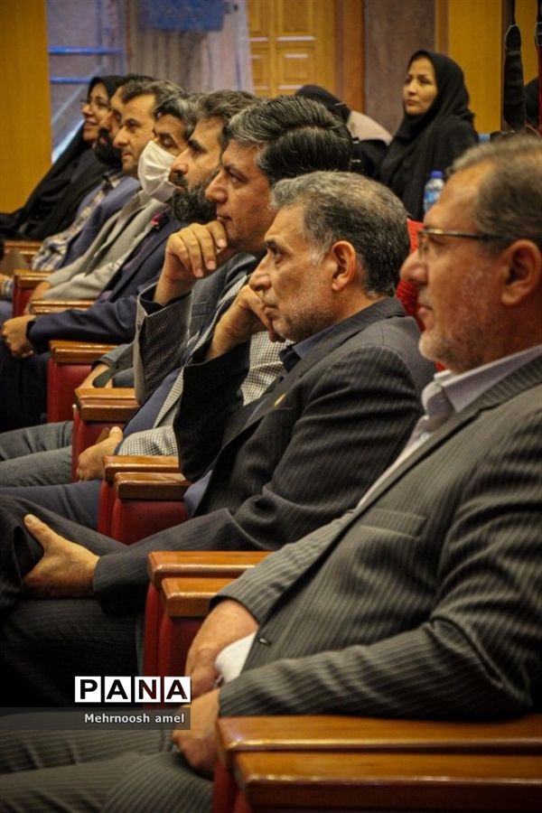 برگزاری ششمین شب شعر استانی خورشید بر نیزه