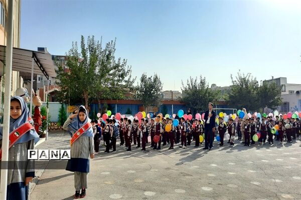 برگزاری مراسم جشن شکوفه‌ها در شهرستان قرچک