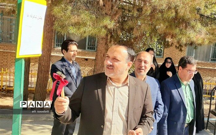 شتاب در مسیر تحول از موضوعات مهمی است که امسال به جد آن را دنبال خواهیم کرد
