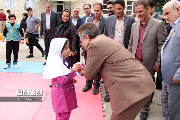 آیین استانی جشن شکوفه‌ها در اورمیه