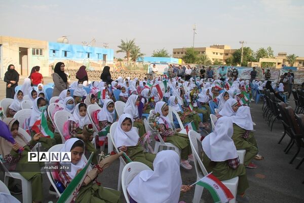 نواختن زنگ استانی شکوفه‌های حسینی در بهبهان