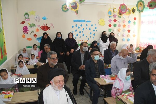 نواختن زنگ استانی شکوفه‌های حسینی در بهبهان