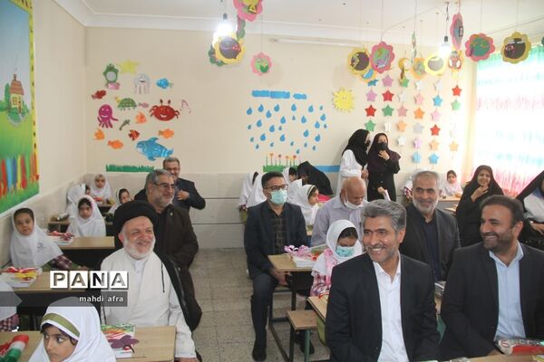 نواختن زنگ استانی شکوفه‌های حسینی در بهبهان