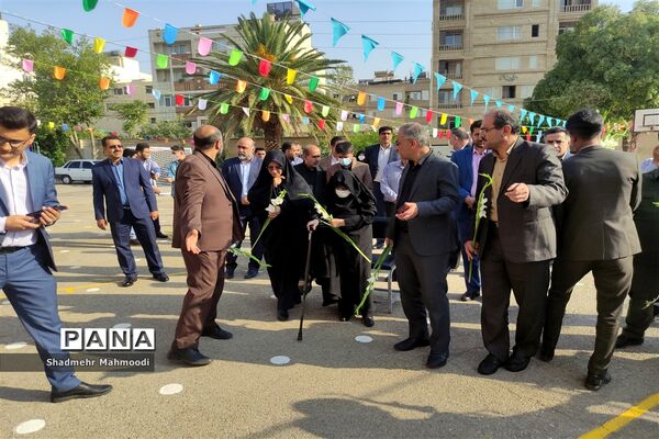 رونمایی از اسم جدید دبیرستان شاهد ۱۱ ناحیه سه شیراز