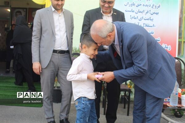 جشن شکوفه‌ها در ساری