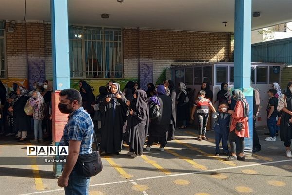 آیین جشن شکوفه‌ها در مدارس ابتدایی منطقه ۱۳ شهر تهران