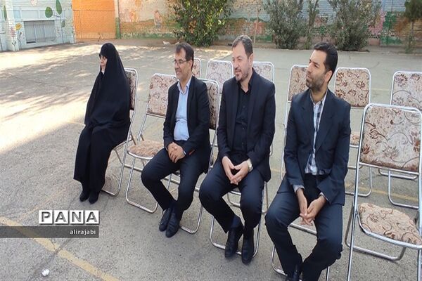 مراسم جشن شکوفه‌ها به‌مناسبت فرارسیدن ماه‌ مهربانی منطقه کهریزک