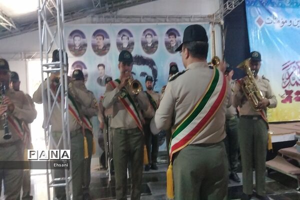 مراسم غبارروبی مزار شهدا در اولین روز هفته دفاع مقدس