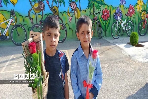 جشن شکوفه‌ها در آباده