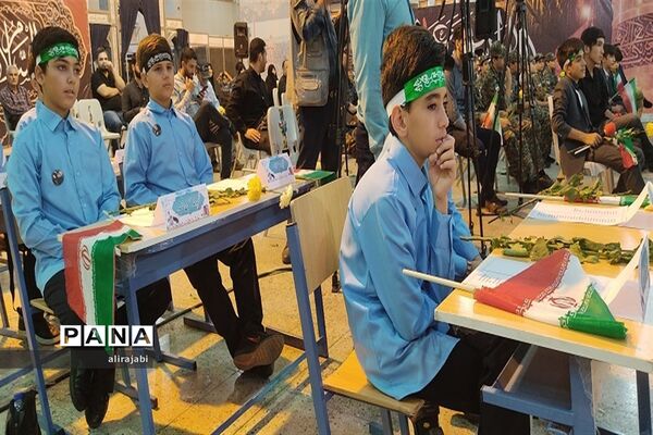 آیین نواختن دوازدهمین زنگ دانش‌آموز شهید در گلزار شهدای بهشت زهرا(س)