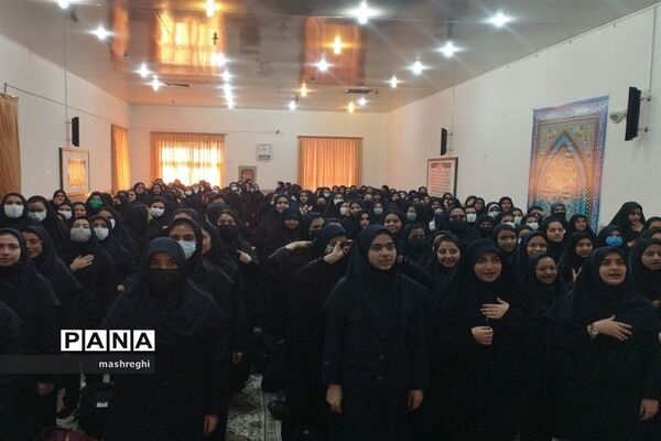 ‌آیین نواختن زنگ آغاز سال تحصیلی جدید دبیرستان شاهد کاشان