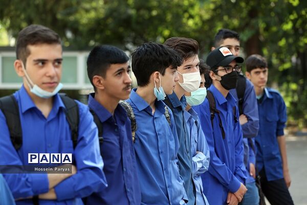 مراسم بازگشایی مدارس در هنرستان پسرانه ماندگار صنعتی تهران