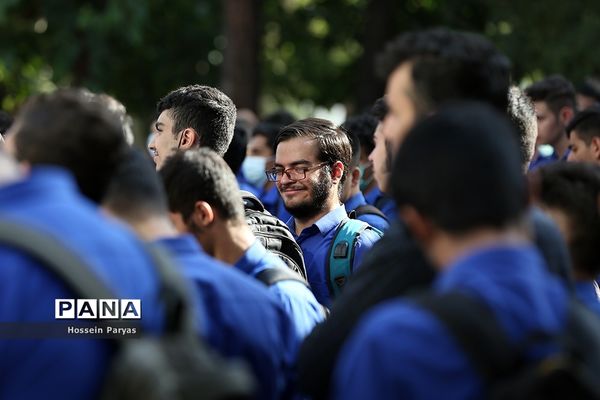 مراسم بازگشایی مدارس در هنرستان پسرانه ماندگار صنعتی تهران