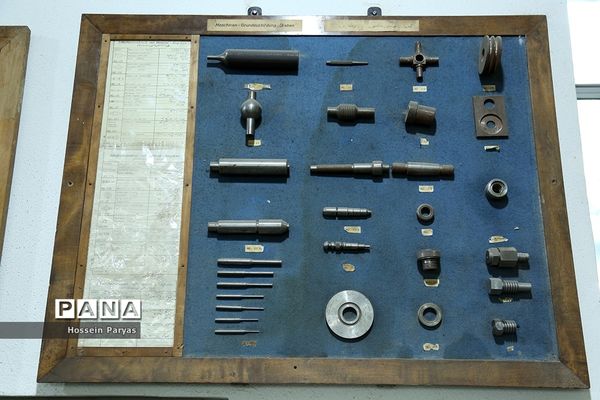 مراسم بازگشایی مدارس در هنرستان پسرانه ماندگار صنعتی تهران