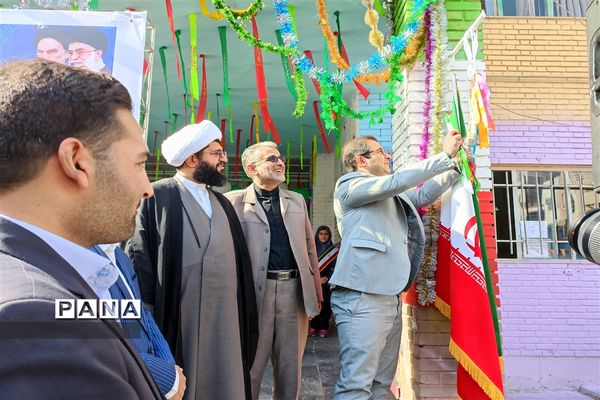 آیین بازگشایی مدارس و آغاز سال تحصیلی ۱۴۰۲-۱۴۰۱ شهرستان قدس