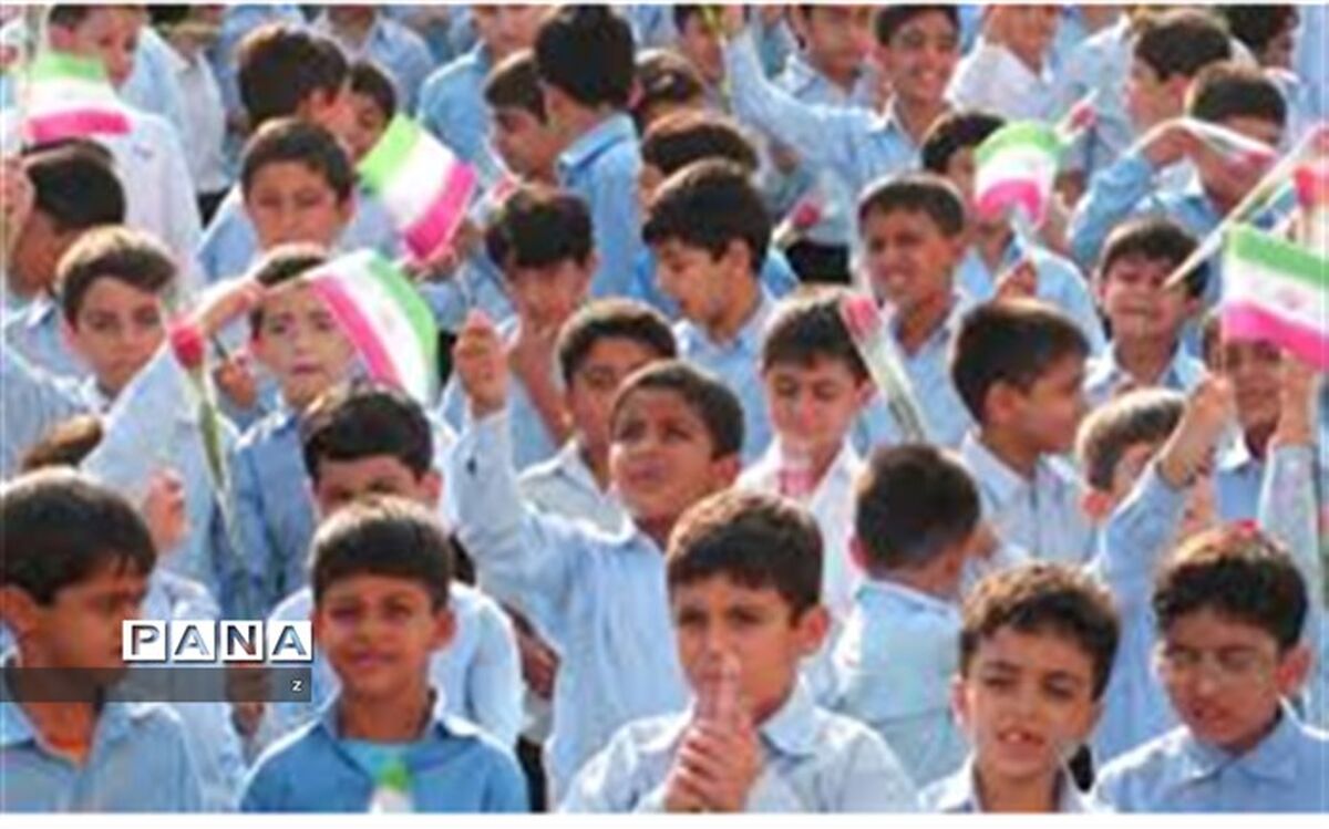 حضور دانش‌آموازن در مدارس زندگی دوباره به شهرها داده است