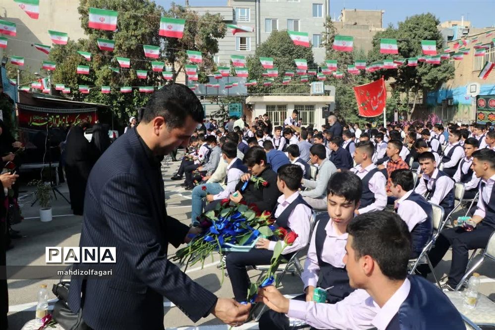 برگزاری آیین‌ بازگشایی مدارس ناحیه دو شهرری