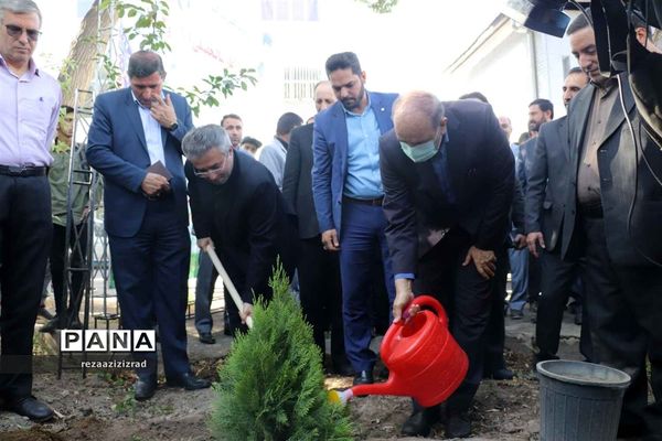 نواخته‌شدن زنگ ایثار و مقاومت در آذربایجان شرقی