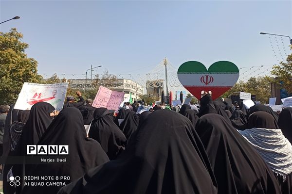 راهپیمایی علیه اقدامات آشوبگرانه